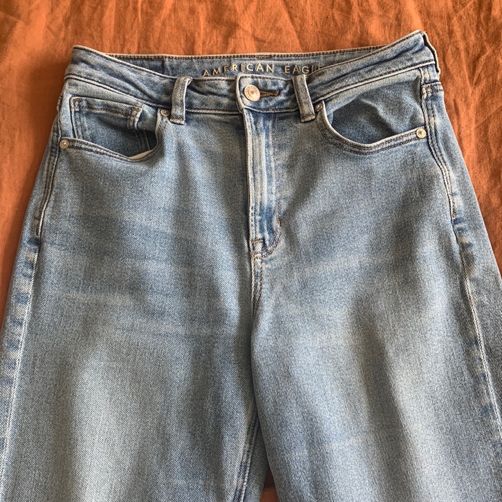American Eagle Mom Jeans